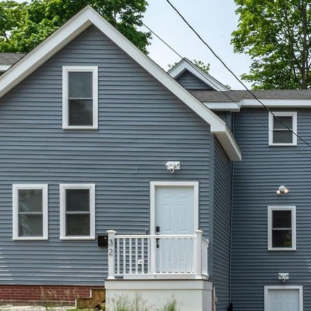 Queen Bed - Boston - Rm 3 Stoneham 외부 사진